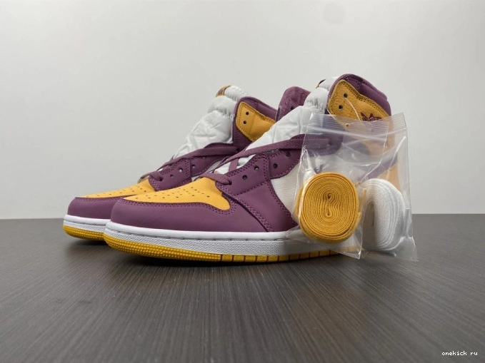 Rep Onekick Brotherhood 1 555088-706 Jordan OG High Air 0822